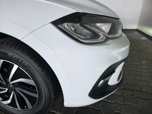 Volkswagen Polo 1.0 TSI Life - Image 11