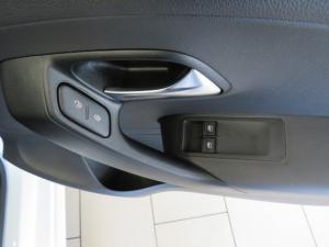 Volkswagen Polo Vivo 1.4 - Image 14