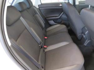 Volkswagen Polo 1.0 TSI Life - Image 8