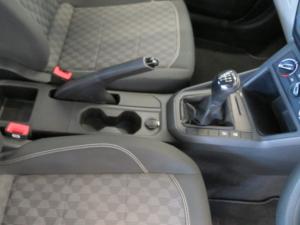 Volkswagen Polo 1.6 - Image 16