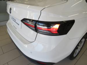 Volkswagen Polo 1.6 - Image 20