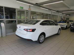 Volkswagen Polo 1.6 - Image 2