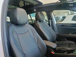 Volkswagen Tiguan 1.4 TSI R-LINE DSG - Image 13