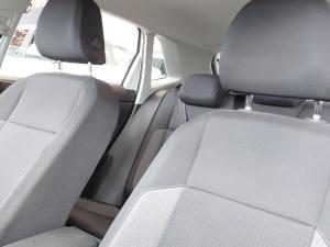 Volkswagen Polo 1.0 TSI Life - Image 11