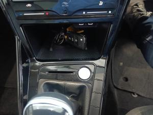 Volkswagen Polo 1.6 Life - Image 11