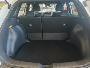 Toyota Corolla Cross 1.8 XR - Image 17
