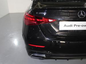 Mercedes-Benz C200 automatic - Image 19