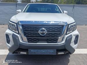 Nissan Navara 2.5DDTI LE/LE Plus automatic D/C - Image 4