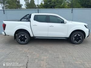 Nissan Navara 2.5DDTI LE/LE Plus 4X4 D/C - Image 3