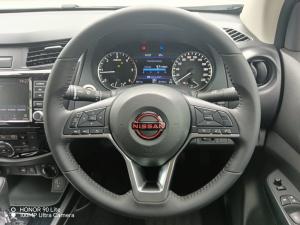Nissan Navara 2.5DDTI PRO-4X 4X4 automatic D/C - Image 11