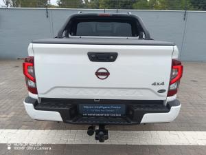 Nissan Navara 2.5DDTI PRO-4X 4X4 automatic D/C - Image 6