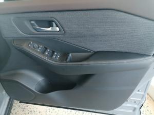 Nissan X Trail 2.5 Visia CVT - Image 10