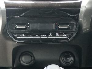 Toyota Starlet Cross 1.5XR automatic - Image 14