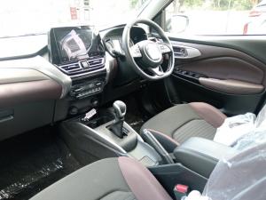 Toyota Starlet Cross 1.5XR automatic - Image 7