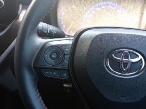 Toyota Corolla Cross 1.8 GR-S - Image 9