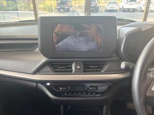 Suzuki Swift 1.2 GL+ CVT - Image 11