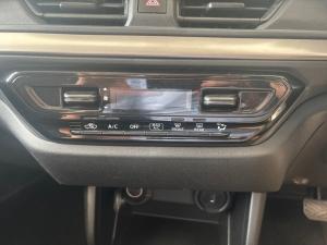 Suzuki Swift 1.2 GL+ CVT - Image 12