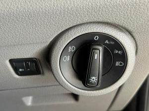 Volkswagen T6.1 Kombi 2.0TDi DSG 110KW Trendline - Image 10