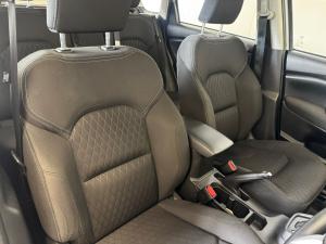 Toyota Urban Cruiser 1.5 XR automatic - Image 8