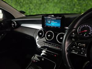 Mercedes-Benz C-Class C220d - Image 11