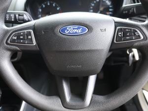 Ford EcoSport 1.5 Ambiente auto - Image 13