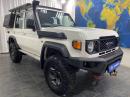 Thumbnail Toyota Land Cruiser 76 2.8GD-6 station wagon LX manual