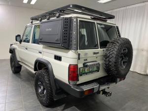 Toyota Land Cruiser 76 2.8GD-6 station wagon LX manual - Image 7
