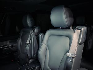 Mercedes-Benz V-Class V300d Exclusive - Image 15