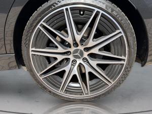 Mercedes-Benz C-Class C43 - Image 16