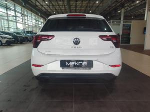 Volkswagen Polo hatch 1.0TSI Life manual - Image 6