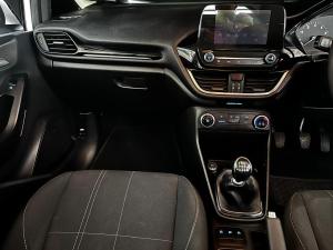Ford Fiesta 5-door 1.0T Trend - Image 8