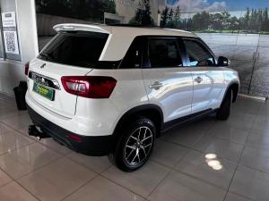 Suzuki Vitara Brezza 1.5 GL - Image 3