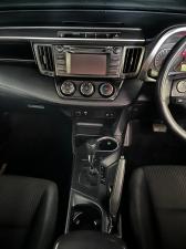 Toyota RAV4 2.0 GX auto - Image 11