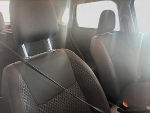 Suzuki Vitara Brezza 1.5 GL - Image 13