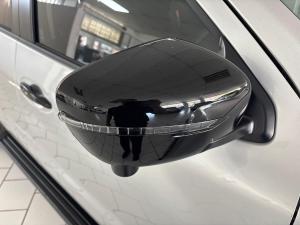 Nissan Navara 2.5DDTi double cab Pro-4X 4x4 - Image 19