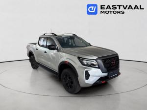 Nissan Navara 2.5DDTi double cab Pro-4X 4x4 - Image 1