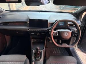 MG MG3 1.5 Comfort manual - Image 6