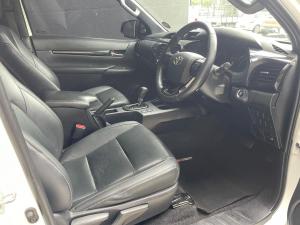 Toyota Hilux 2.8GD-6 Xtra cab 4x4 Legend 50 auto - Image 13