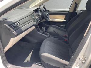 Volkswagen Polo sedan 1.6 auto - Image 10