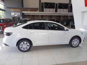 Volkswagen Polo sedan 1.6 auto - Image 10