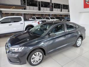 Volkswagen Polo sedan 1.6 manual - Image 2