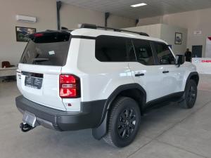 Toyota Land Cruiser Prado 2.8GD VX-R - Image 4