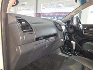 Isuzu mu-X 3.0 - Image 11