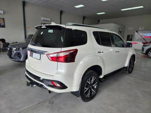 Isuzu mu-X 3.0 - Image 4