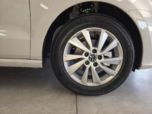 Volkswagen Polo Vivo hatch 1.4 Life - Image 10