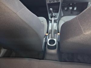 Volkswagen Polo Vivo hatch 1.4 Life - Image 18