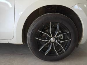 Suzuki Swift 1.2 GL manual - Image 8