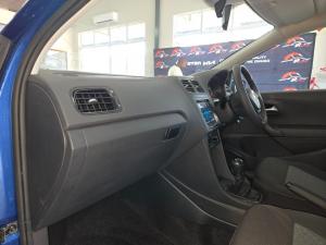 Volkswagen Polo Vivo hatch 1.4 Life - Image 12