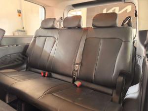 Hyundai Staria 2.2D Executive automatic - Image 13