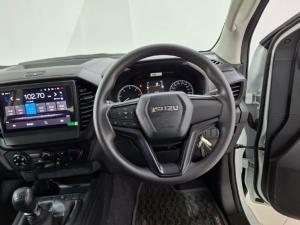 Isuzu D-Max 1.9TD double cab L manual - Image 14